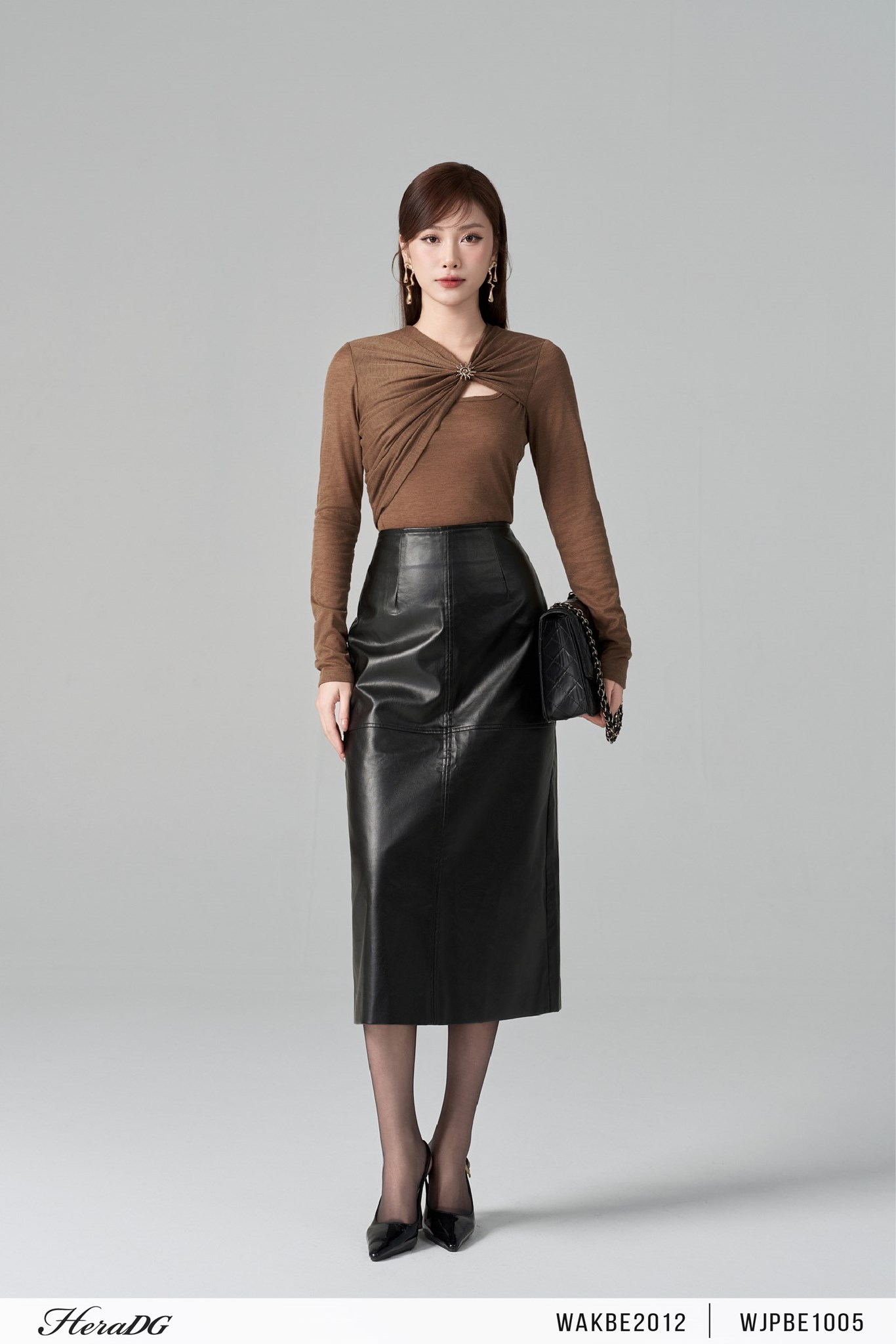 Ảnh của Áo kiểu ngực xếp vặn